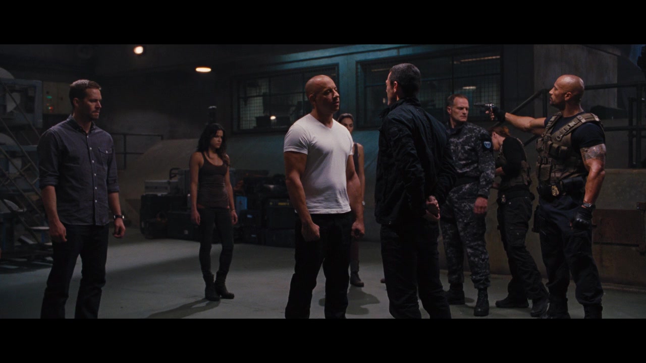 
		                    《速度与激情6 Furious 6 (2013)》的海报和截图（21/24）