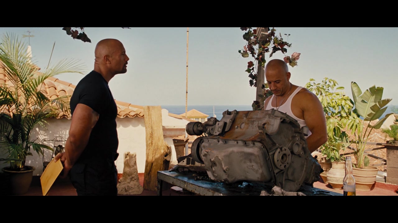 
		                    《速度与激情6 Furious 6 (2013)》的海报和截图（1/24）