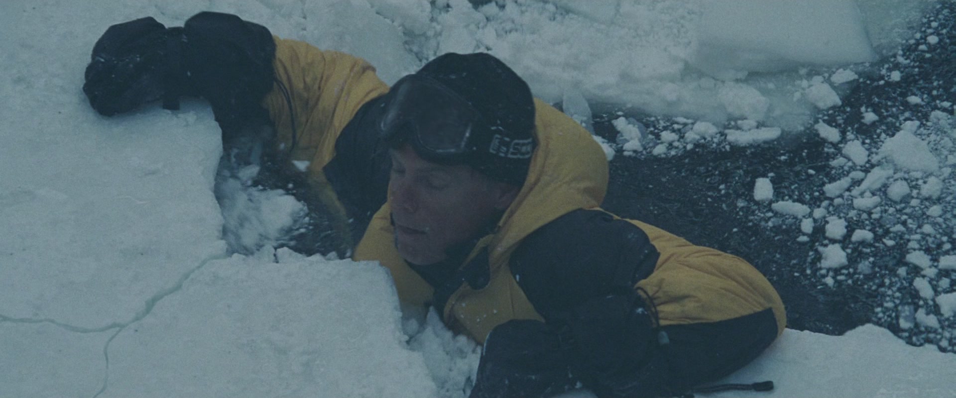 
		                    《南极大冒险 Eight Below》的海报和截图（5/15）