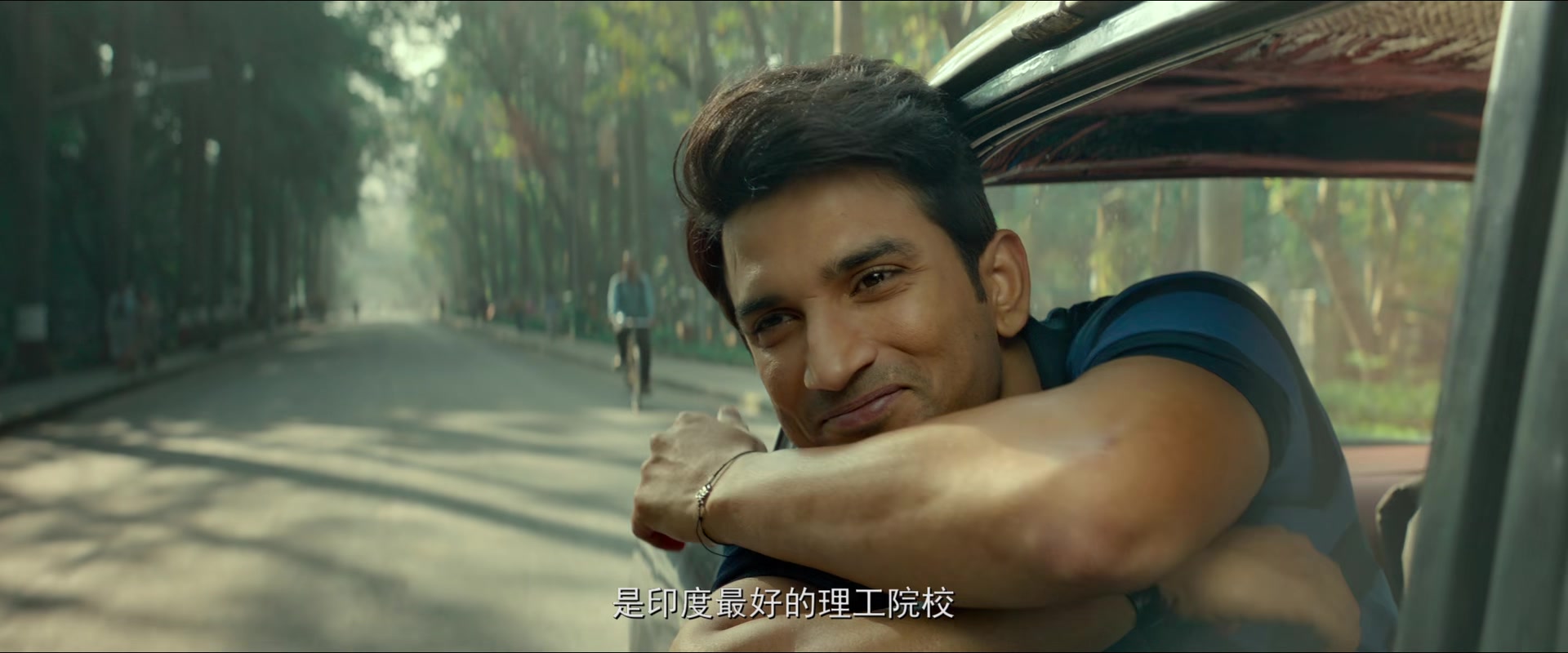 
		                    《最初的梦想 Chhichhore》的海报和截图（4/12）