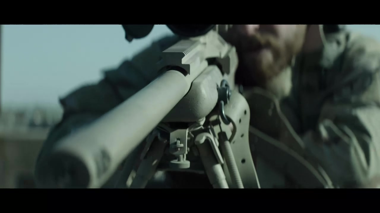 
		                    《美国狙击手 American Sniper》的海报和截图（9/12）